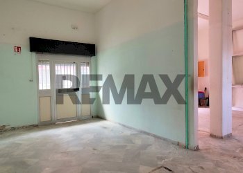 Stanza vuota - Commercial Premises Via Andrea Costa
3A-3B, Misterbianco - photo 6
