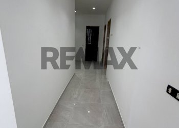 Hall / corridoio - Villa via della pace
 
109, Pietraperzia - photo 14