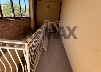 Hall / corridoio - Villa via della pace
 
109, Pietraperzia - photo 25