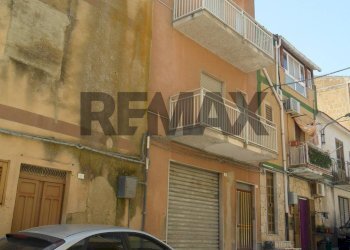Edificio all\'aperto - Casa indipendente Via Niccolo' Machiavelli
 
42-44, Santa Caterina Villarmosa - foto 2