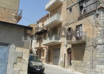 Edificio all\'aperto - Casa indipendente Via Niccolo' Machiavelli
 
42-44, Santa Caterina Villarmosa - foto 22