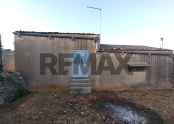 Casa all\'aperto - Terreno agricolo contrada cavasecca
 
senza numero, Noto - foto 3