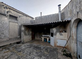 Casa all\'aperto - Terreno agricolo contrada cavasecca
 
senza numero, Noto - foto 27
