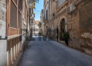 Edificio all\'aperto - Monolocale Via Logoteta
 
18, Siracusa - foto 12