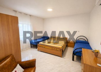 Camera / camera da letto - Semi-detached house via Stingone
 
12, Ciorlano - photo 10