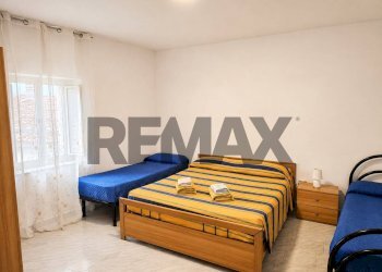 Camera / camera da letto - Semi-detached house via Stingone
 
12, Ciorlano - photo 11