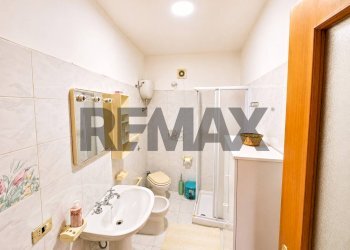 Bagno - Semi-detached house via Stingone
 
12, Ciorlano - photo 15