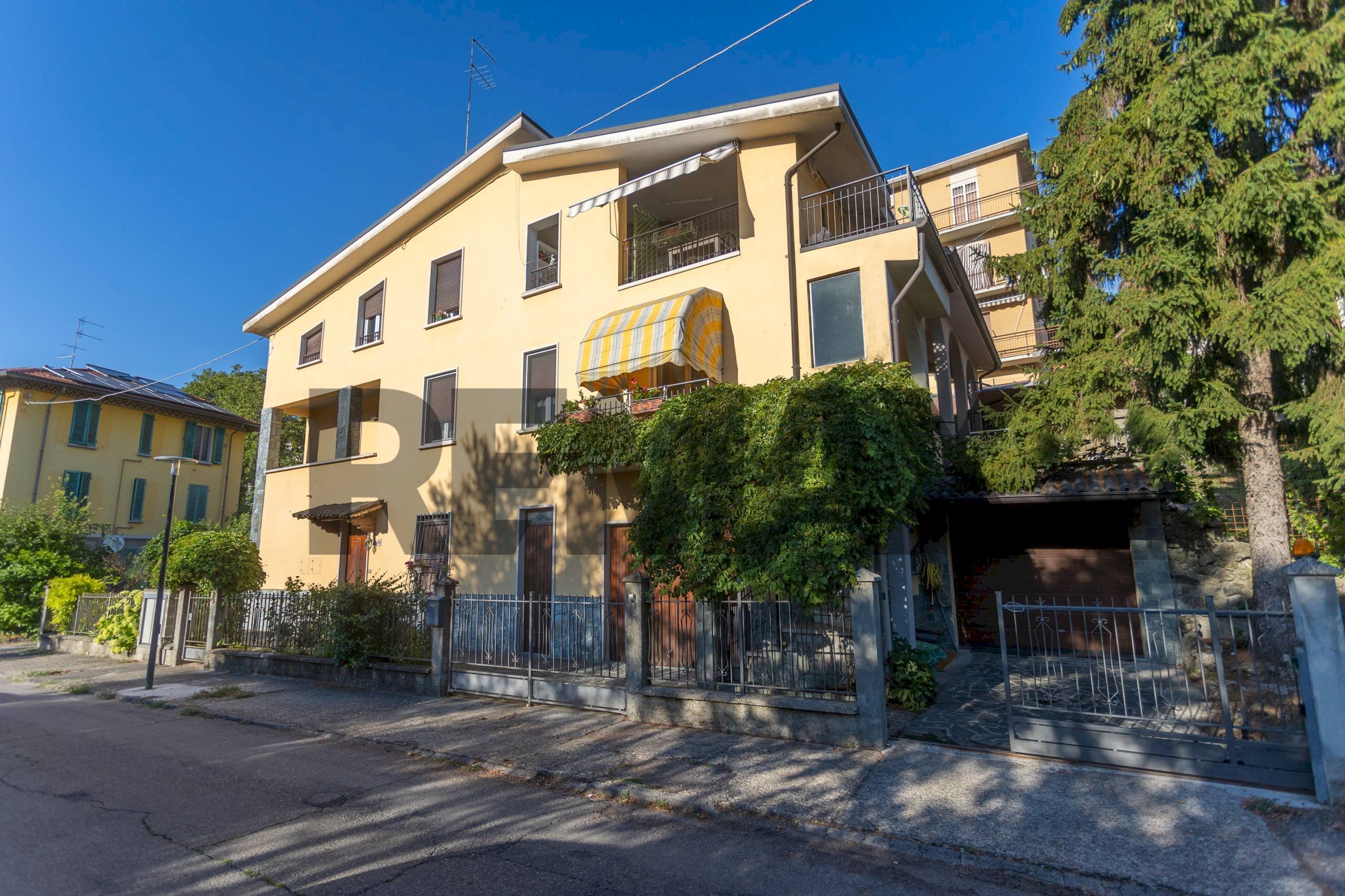 Edificio all\'aperto - Apartment Via unità
 
29, Salsomaggiore Terme - photo 2