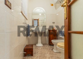 Bagno - Independent house S.V. Li Pantamazzi
 
22, Sassari - photo 10
