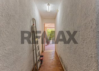 Hall / corridoio - Independent house S.V. Li Pantamazzi
 
22, Sassari - photo 64
