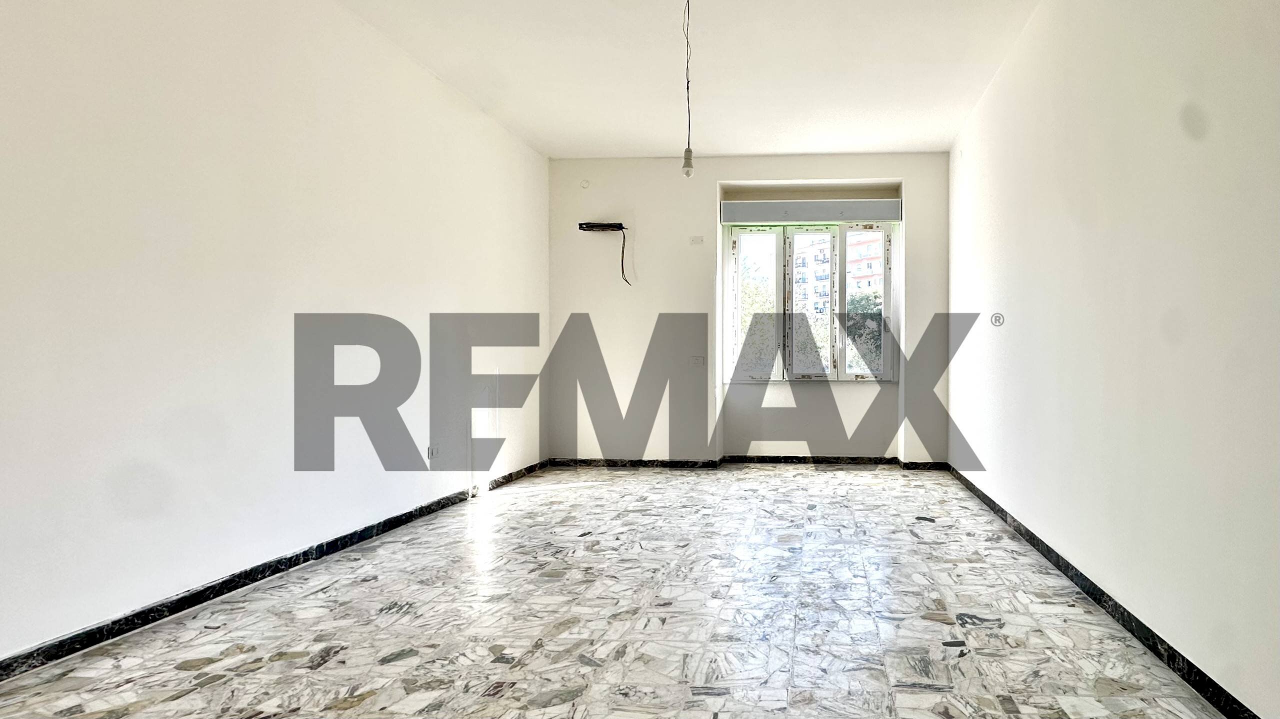 Stanza vuota - Apartment via Livorno
 
14, Sassari - photo 1