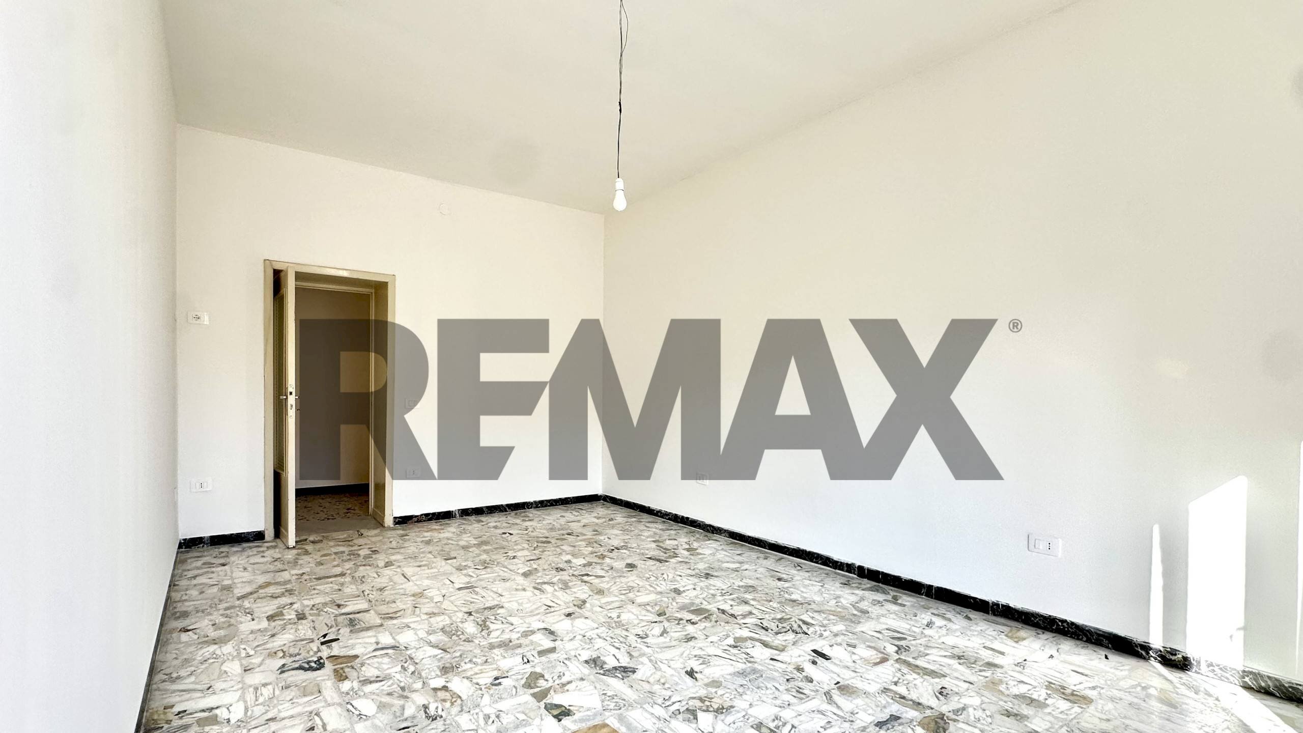 Stanza vuota - Apartment via Livorno
14, Sassari - photo 2