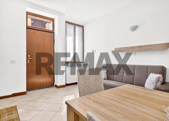 Sala da pranzo - Two-room apartment VIA PONCHIELLI
 
15, Busto Arsizio - photo 10