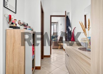 Hall / corridoio - Two-room apartment VIA PONCHIELLI
 
15, Busto Arsizio - photo 15