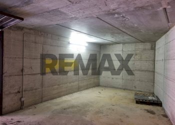 Parcheggio - Box Via De Gasperi
 
27, Besnate - photo 6