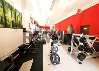 Palestra - Commercial Activity via raffaele viviani
44, Casoria - photo 1