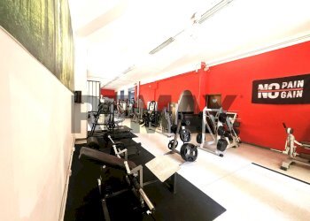 Palestra - Commercial Activity via raffaele viviani
44, Casoria - photo 3