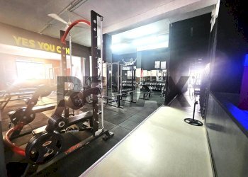 Palestra - Commercial Activity via raffaele viviani
44, Casoria - photo 13