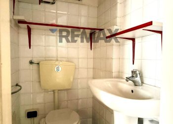 Bagno - Negozio Via Canalino
80-82, Modena - foto 11