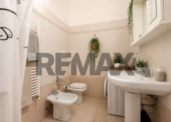 Bagno - Two-room apartment VIA OBERDAN
 
39/B, Brugherio - photo 9
