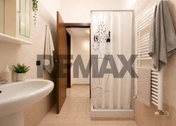 Bagno - Two-room apartment VIA OBERDAN
 
39/B, Brugherio - photo 10