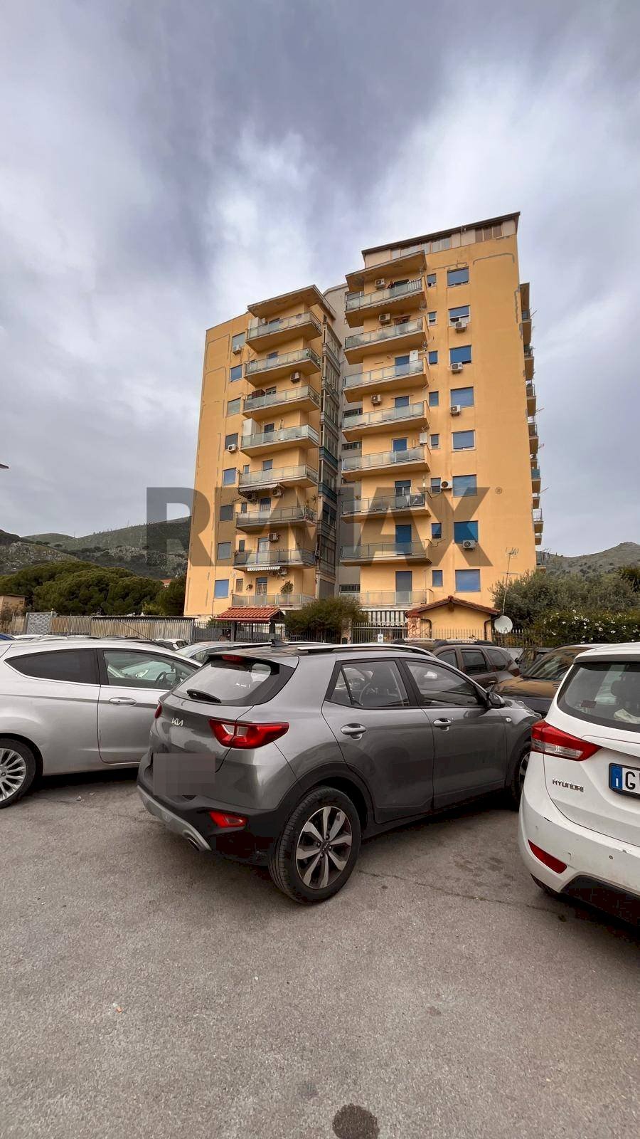 Edificio all\'aperto - Trilocale Viale Piazza Armerina
 
8, Palermo - foto 1