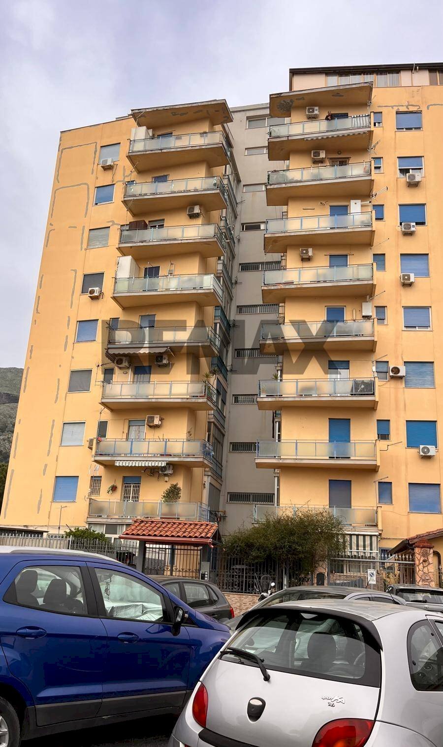Edificio all\'aperto - Trilocale Viale Piazza Armerina
8, Palermo - foto 2