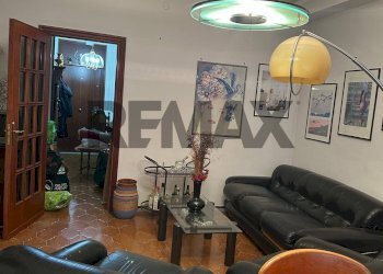 Sala da pranzo - Trilocale Viale Piazza Armerina
 
8, Palermo - foto 15