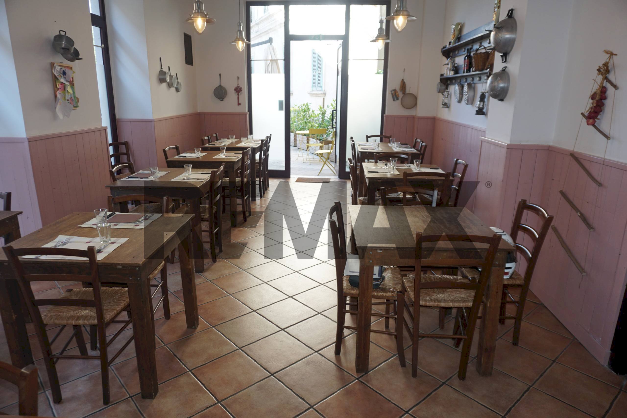 Sala da pranzo - Attività Commerciale via dante
102, Ragusa - foto 2