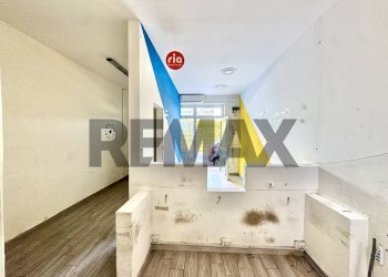 Stanza vuota - Commercial Premises Adda
3, Marano di Napoli - photo 10