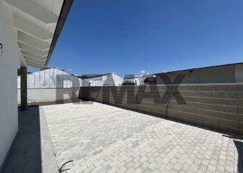 Terrazza - Casa semi indipendente Via Guardapasso
1, Aprilia - foto 4