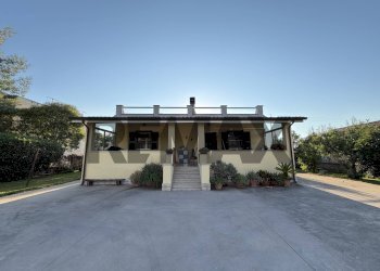 Casa all\'aperto - Villa Ugo bassi
6, Aprilia - foto 1