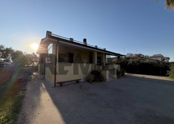 Casa all\'aperto - Villa Ugo bassi
6, Aprilia - foto 2