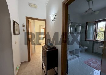 Hall / corridoio - Villa Ugo bassi
6, Aprilia - foto 17