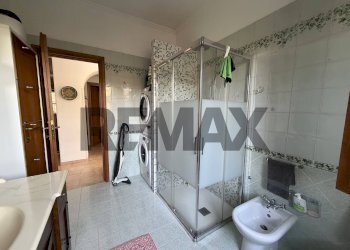 Bagno - Villa Ugo bassi
6, Aprilia - foto 20
