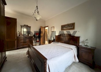 Camera / camera da letto - Villa Ugo bassi
6, Aprilia - foto 28