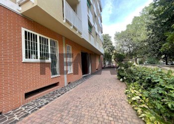 Edificio all\'aperto - Three-room apartment Via Gaetano Salvemini
 
-, Milano - photo 19