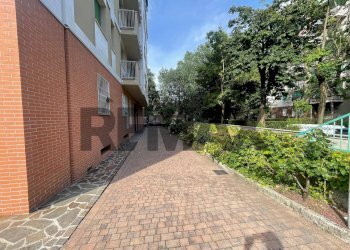 Edificio all\'aperto - Three-room apartment Via Gaetano Salvemini
 
-, Milano - photo 20
