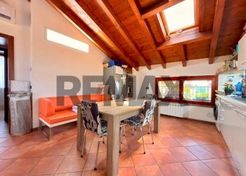 Sala da pranzo - Two-room apartment via Broletto
 
16, Bellinzago Lombardo - photo 5