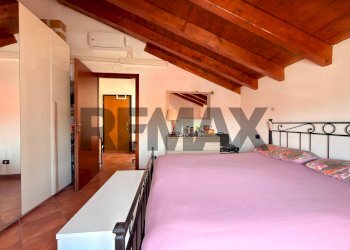 Camera / camera da letto - Two-room apartment via Broletto
 
16, Bellinzago Lombardo - photo 11