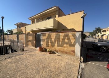 Casa all\'aperto - Villa a Schiera Via Delle Case
 
6, Cinisi - foto 2
