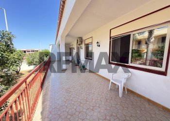 Terrazza - Apartment Viale Carlo Alberto dalla Chiesa
 
12, Terrasini - photo 6