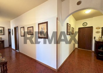 Hall / corridoio - Apartment Viale Carlo Alberto dalla Chiesa
 
12, Terrasini - photo 7