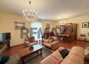 Sala da pranzo - Apartment Viale Carlo Alberto dalla Chiesa
 
12, Terrasini - photo 20