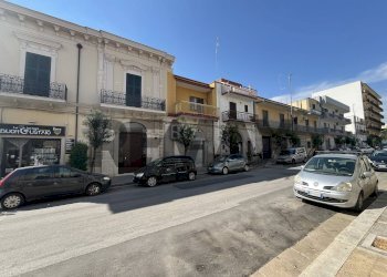 Edificio all\'aperto - Locale Commerciale via Virgilio
155, Triggiano - foto 1