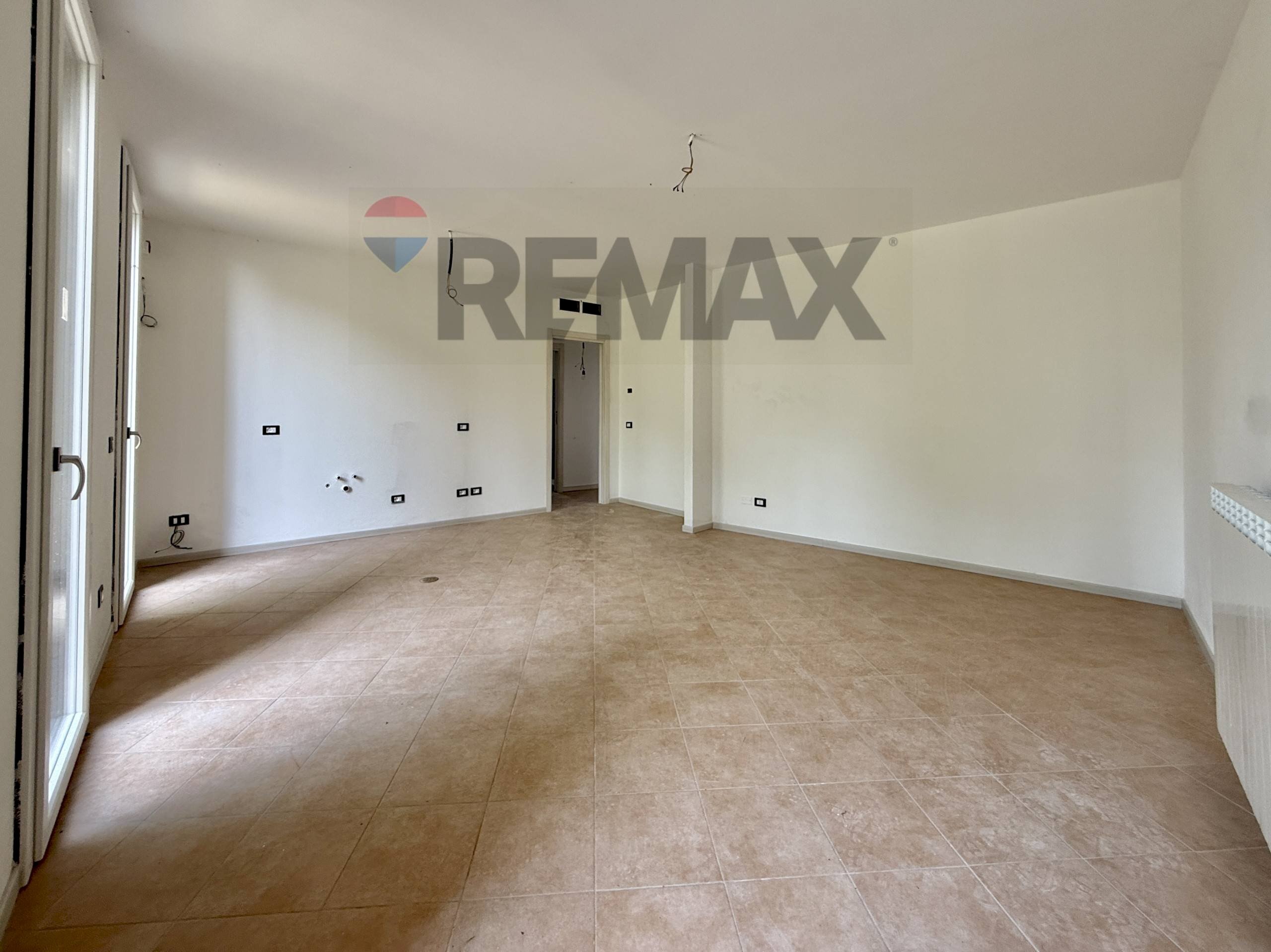 Stanza vuota - Three-room apartment Via dosso Baroardo
31, Castelverde - photo 3