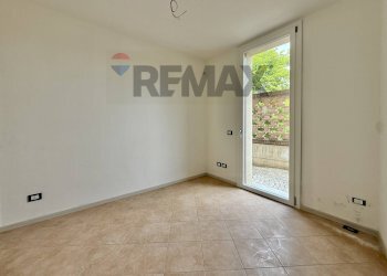 Stanza vuota - Trilocale Via dosso Baroardo
 
31, Castelverde - foto 16