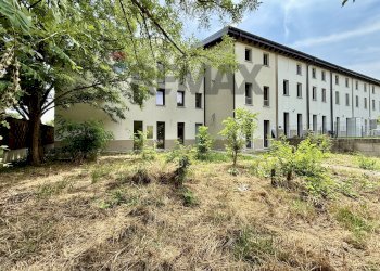 Casa all\'aperto - Trilocale Via dosso Baroardo
 
31, Castelverde - foto 18