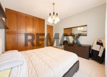 Camera / camera da letto - Semi-detached house Piazza Libertà
 
5, Paderno Ponchielli - photo 8