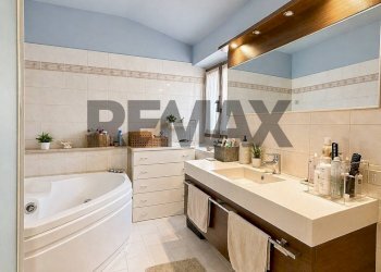 Bagno - Semi-detached house Piazza Libertà
 
5, Paderno Ponchielli - photo 11